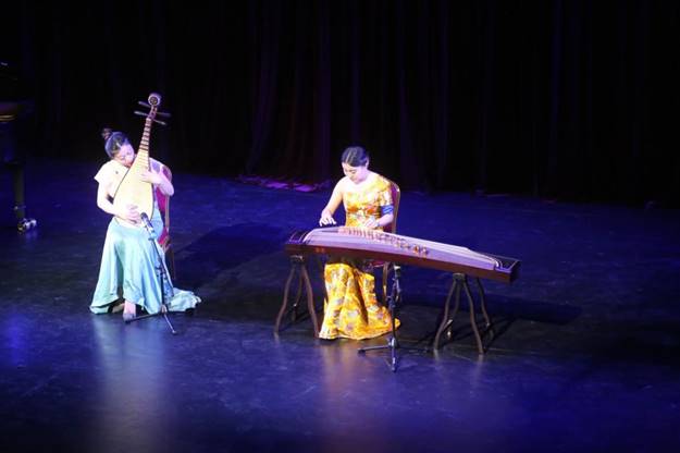 http://www.xaiu.edu.cn/__local/E/50/AF/48EAB9B8CA1322E6ADDEFF4F265_8CD99E31_CA72.jpg